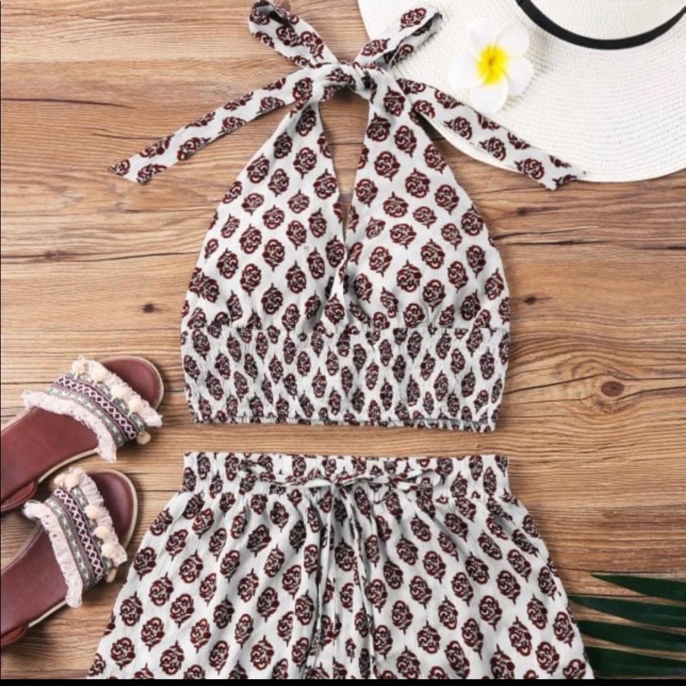 Top and bottom set